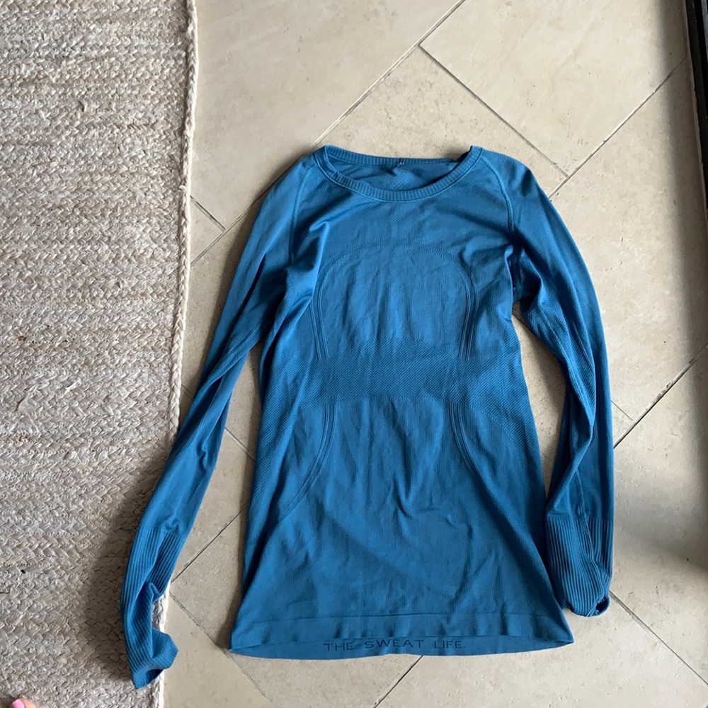 Lululemon Swiftly Tech Long Sleeve